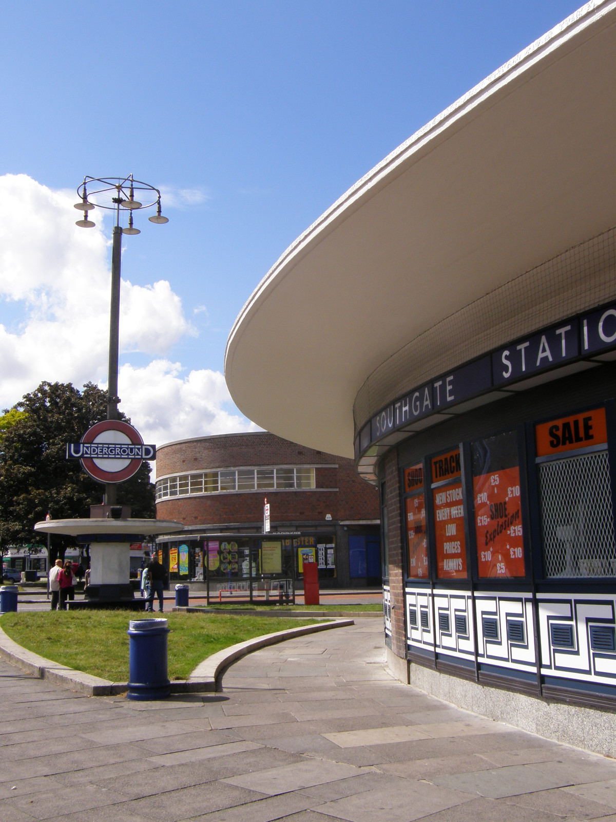 Image from Bounds Green to Cockfosters