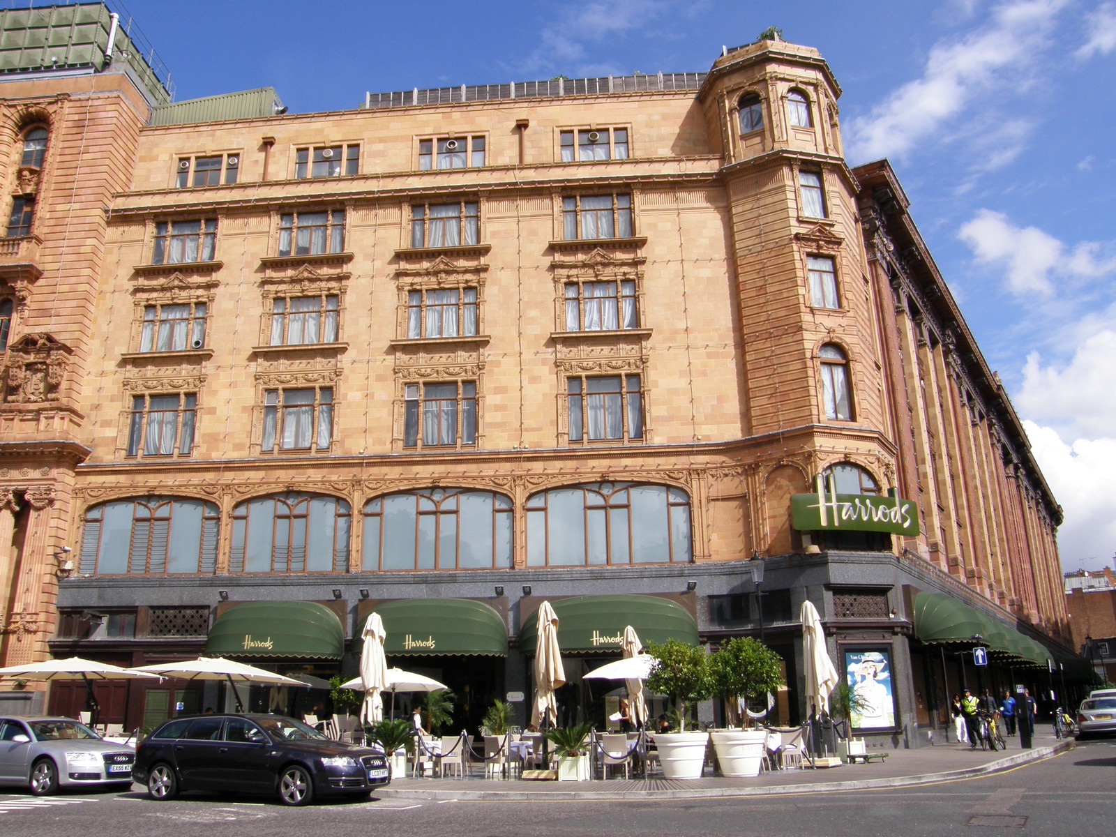 A Picture from Hammersmith to King's Cross St Pancras, Piccadilly