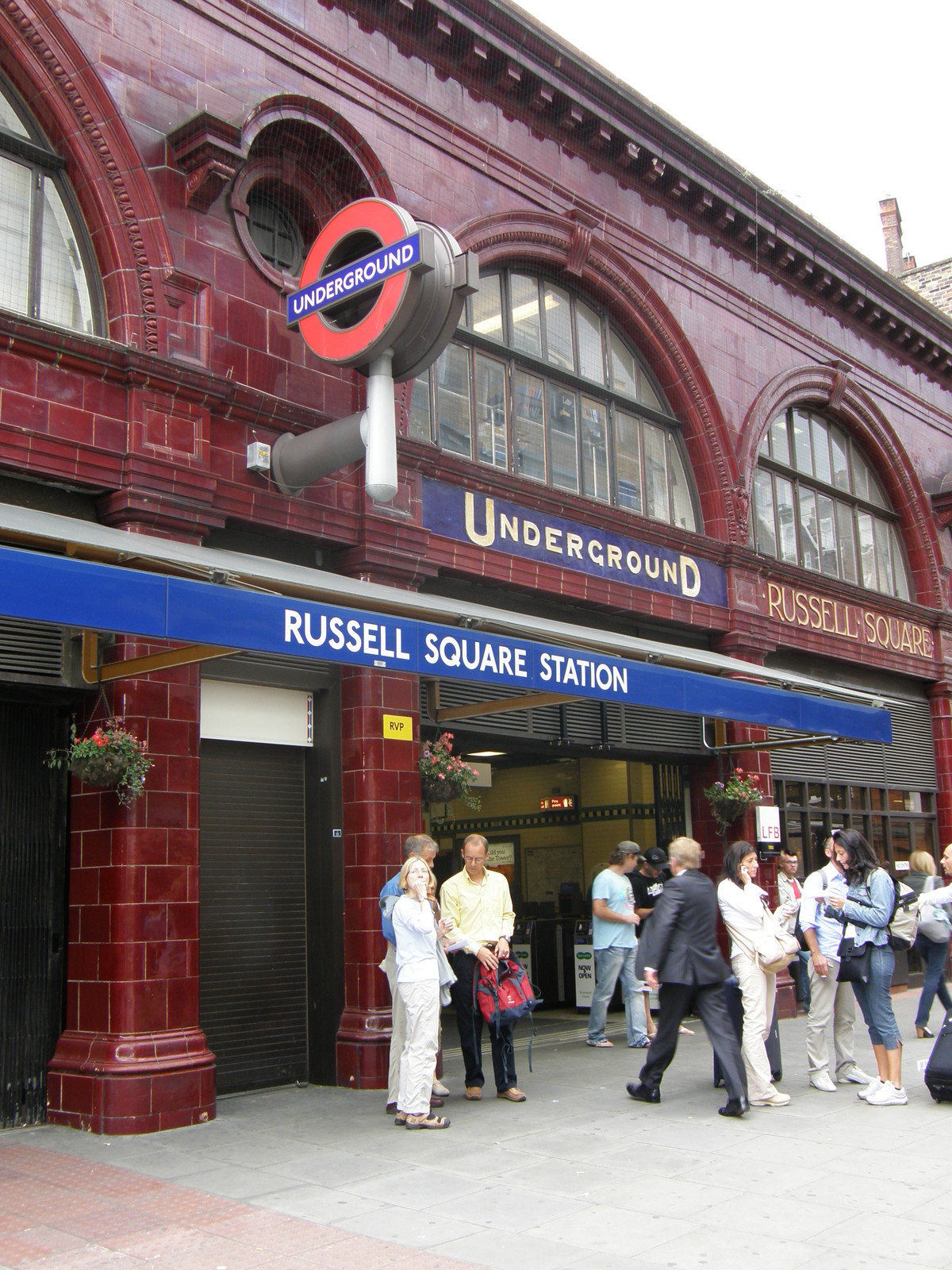 Russell Square station