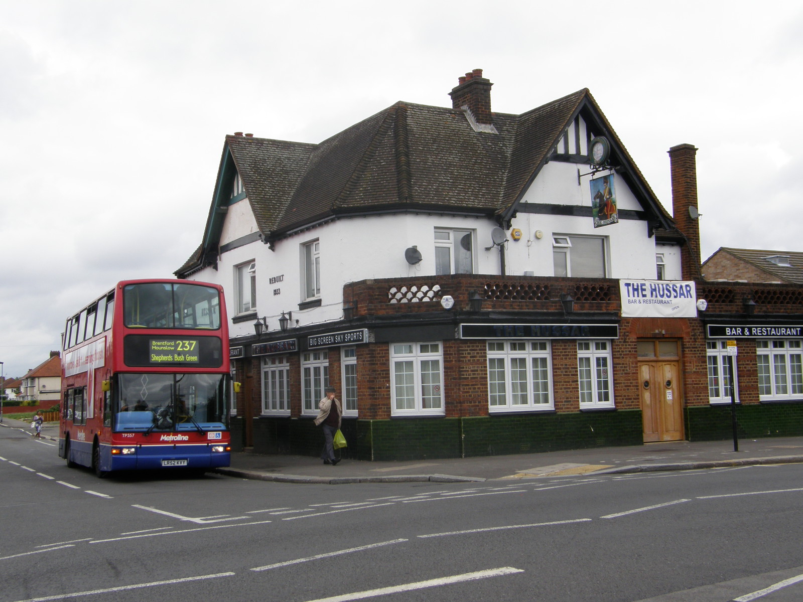 Image from Hatton Cross to Boston Manor