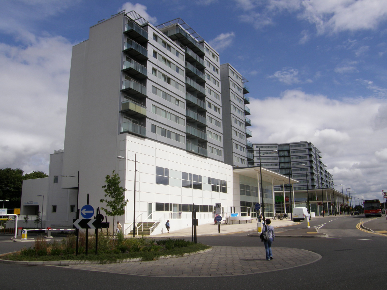Image from Hatton Cross to Boston Manor