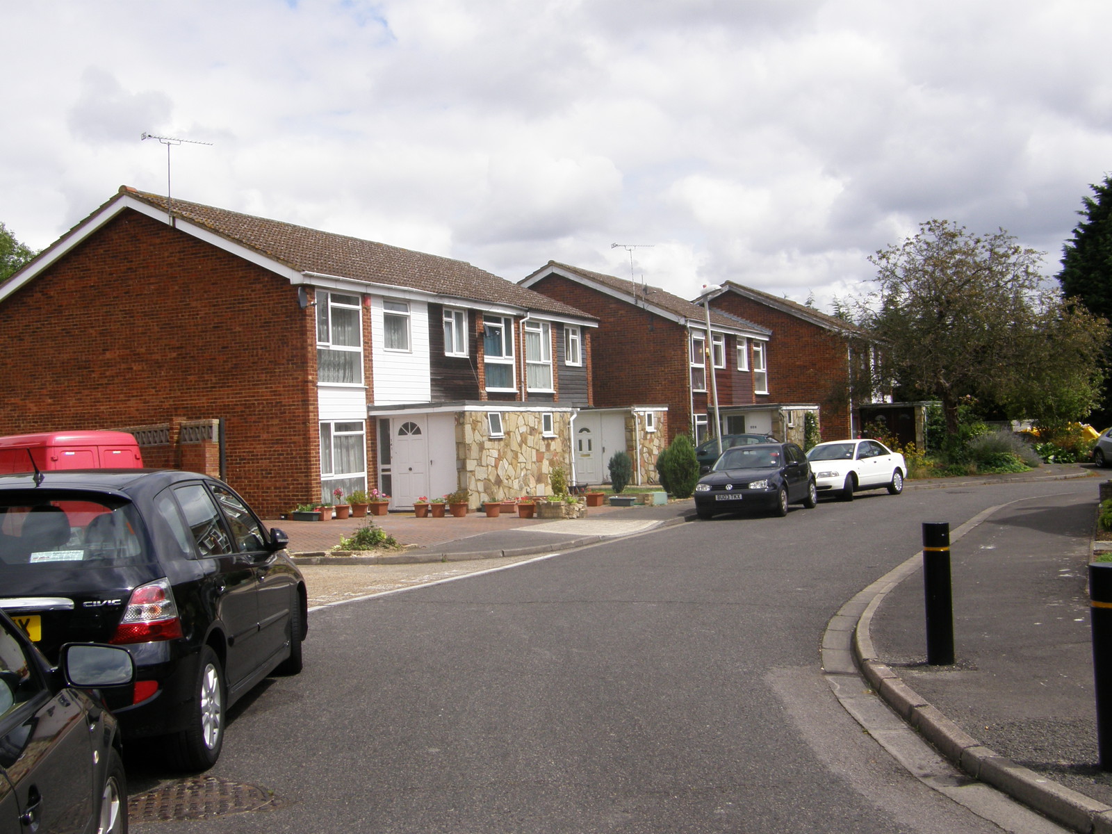 Image from Hatton Cross to Boston Manor