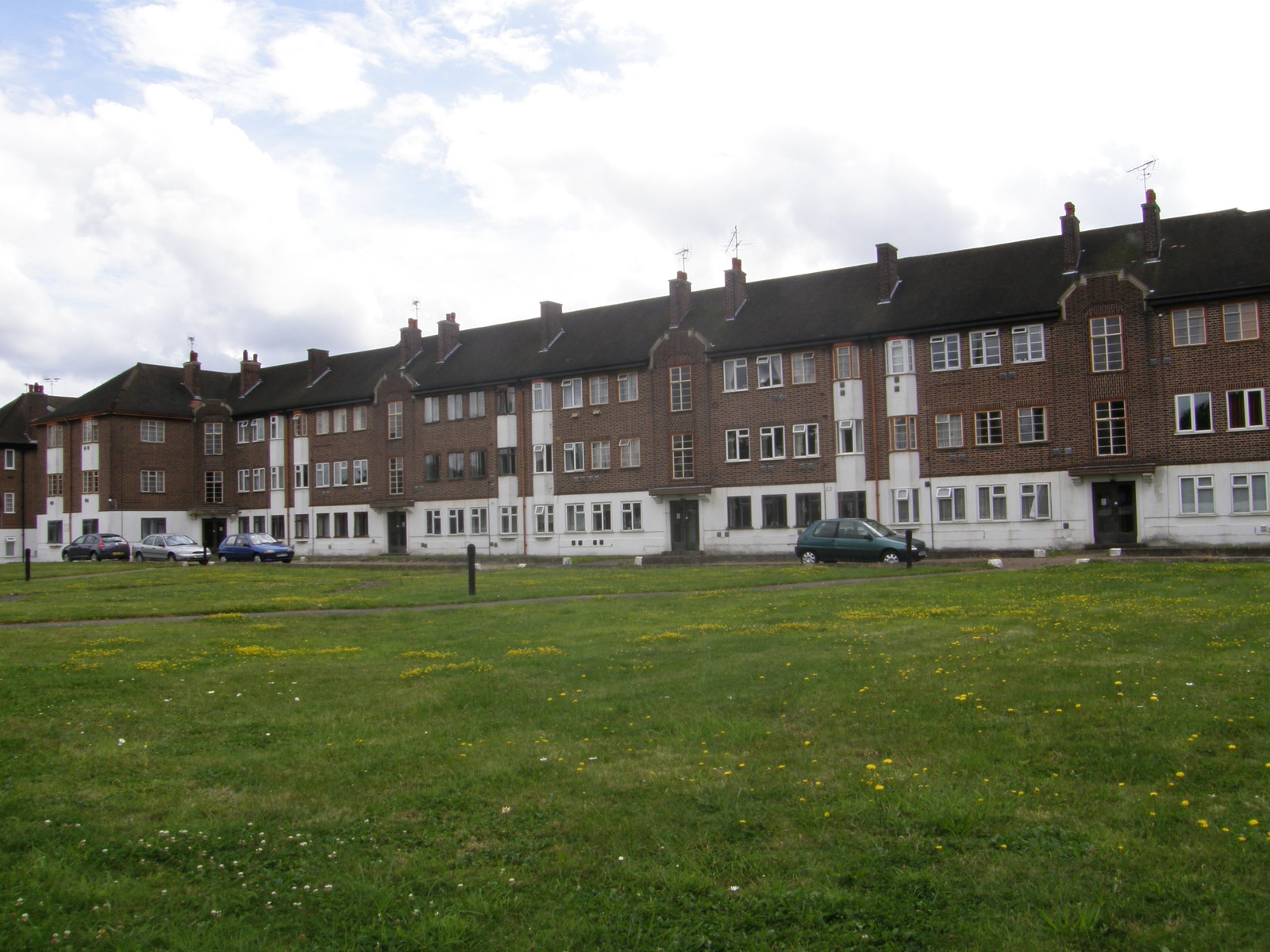 Image from Hatton Cross to Boston Manor