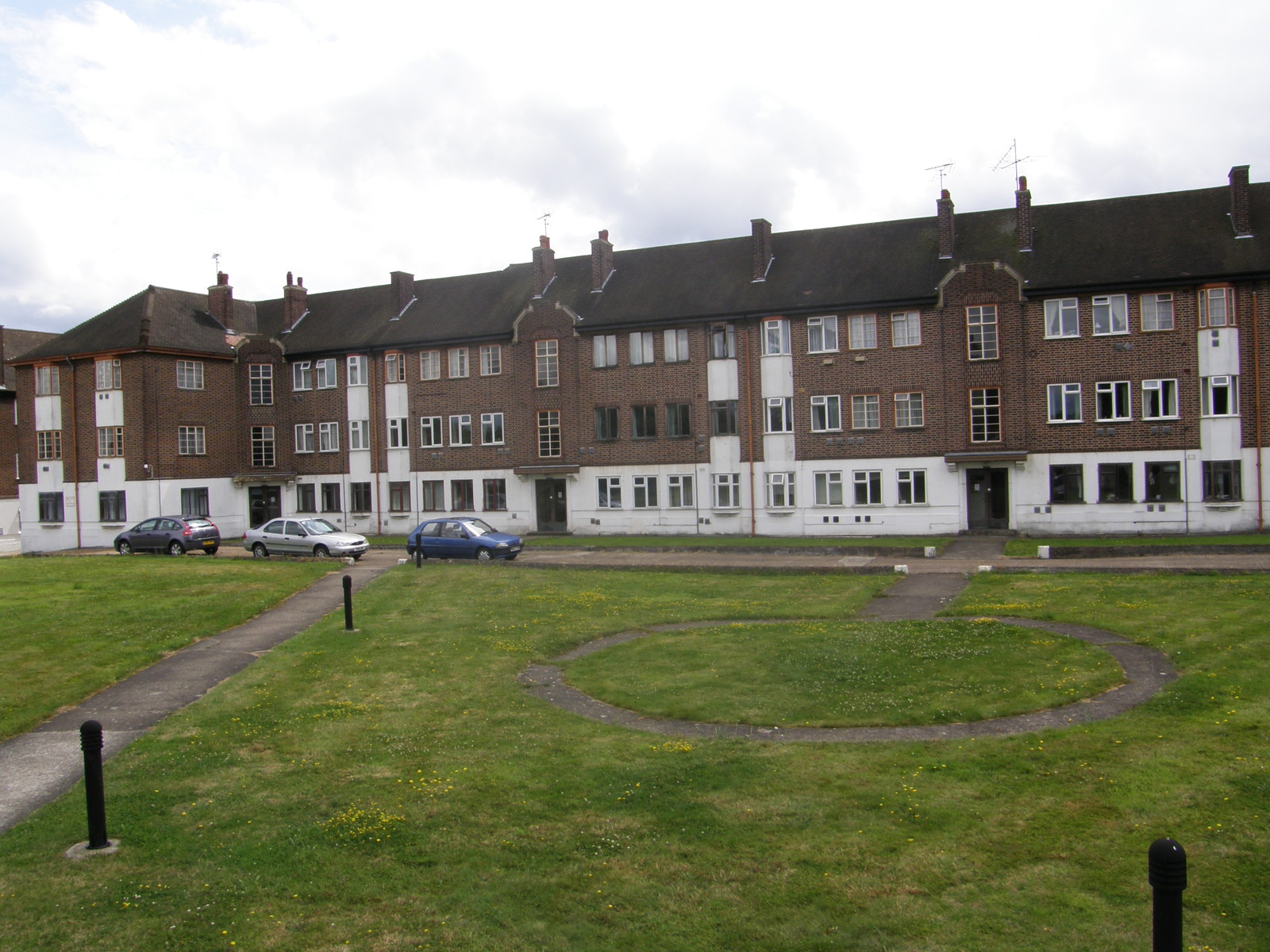 Image from Hatton Cross to Boston Manor