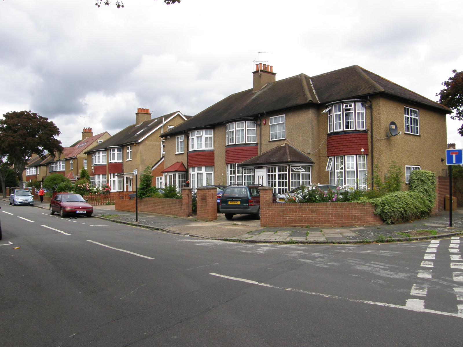 Image from Hatton Cross to Boston Manor