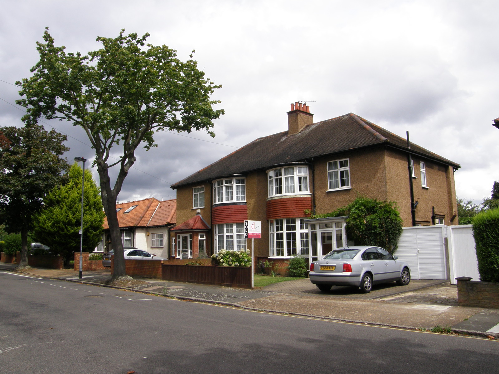 Image from Hatton Cross to Boston Manor