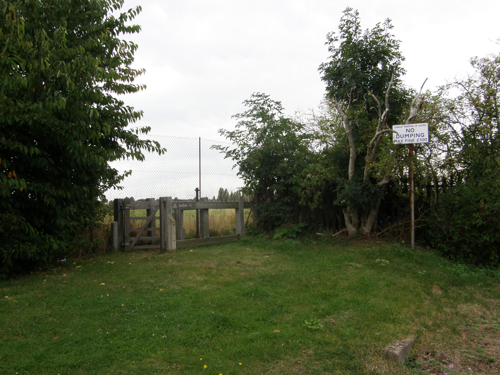 Image from Hatton Cross to Boston Manor