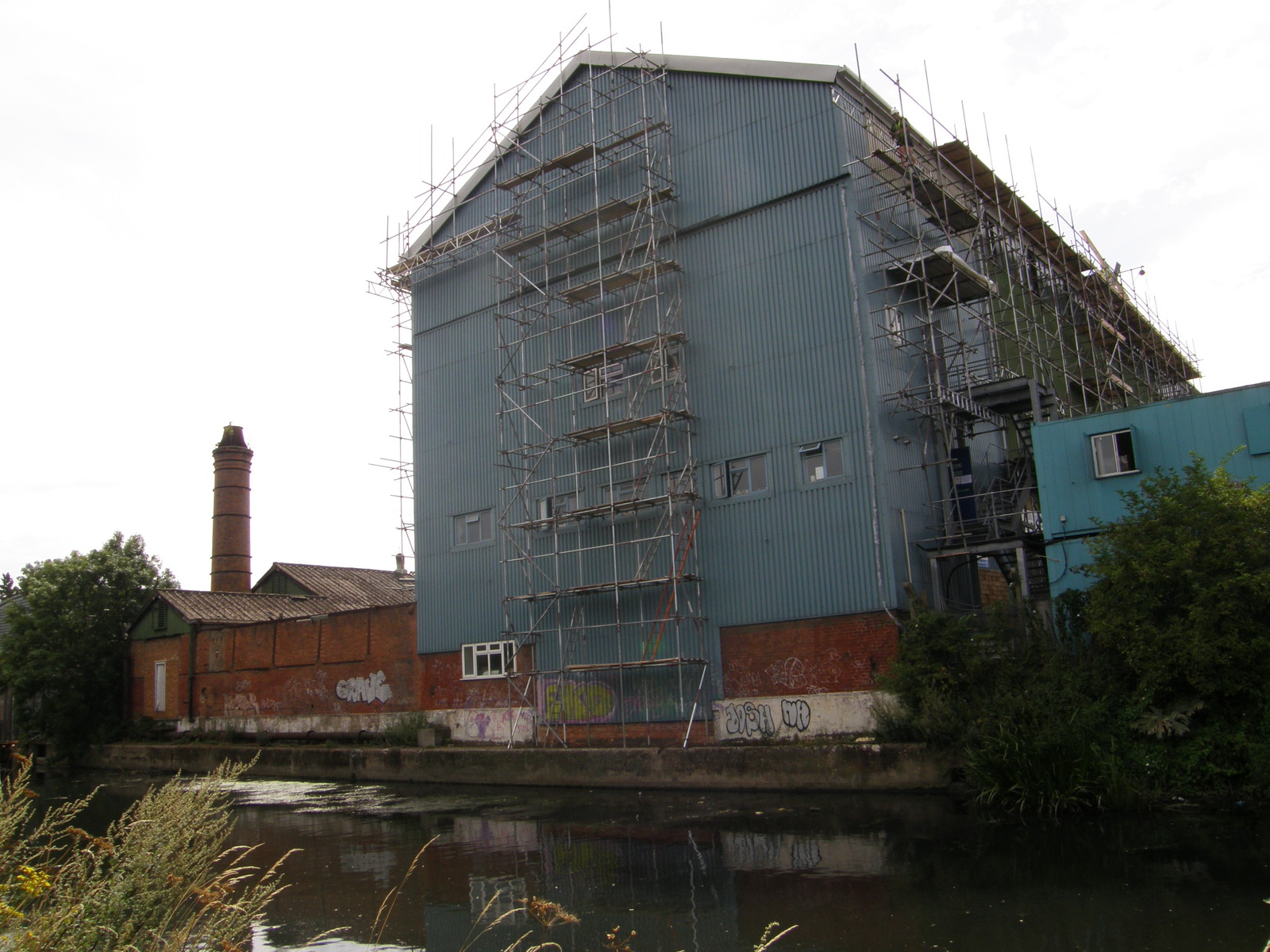 Image from Hatton Cross to Boston Manor