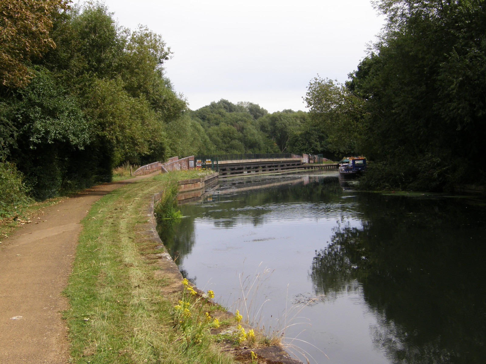 Image from Hatton Cross to Boston Manor