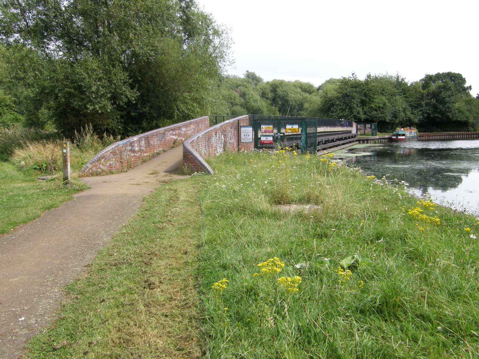 Image from Hatton Cross to Boston Manor