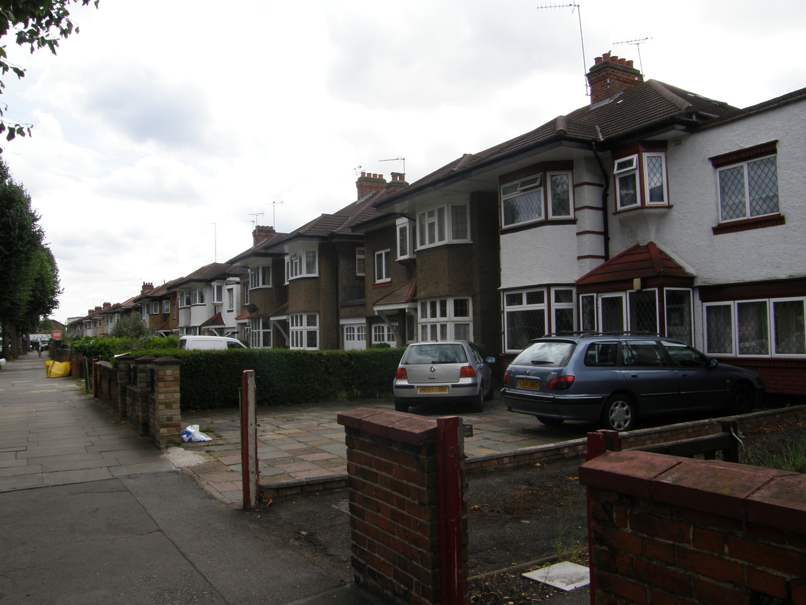 Image from Hatton Cross to Boston Manor