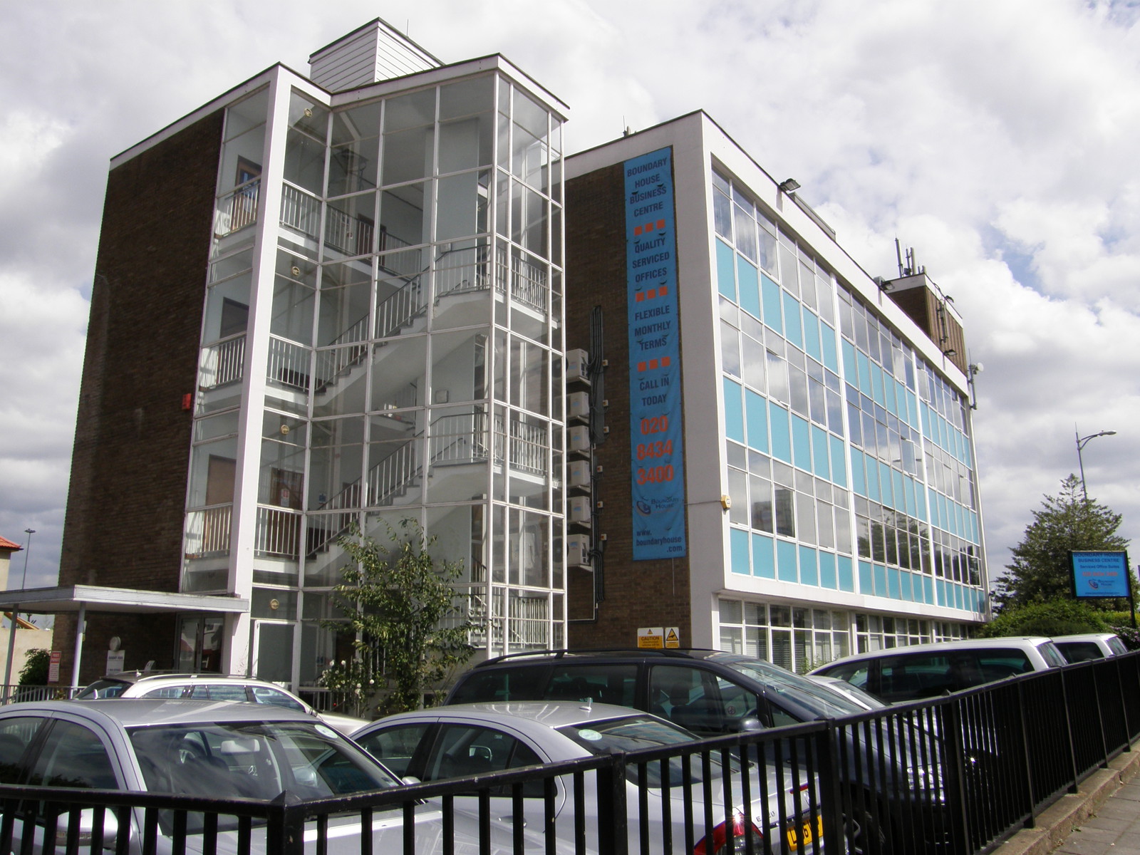 Image from Hatton Cross to Boston Manor