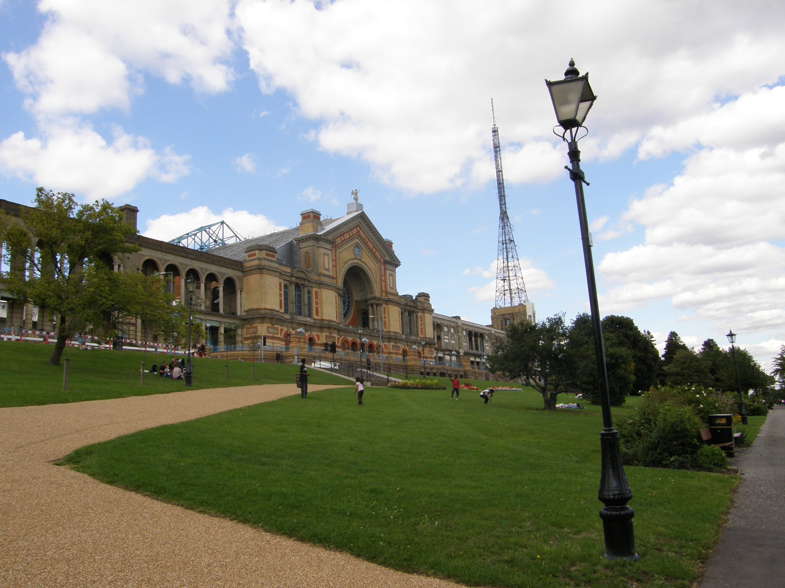 Image from King's Cross St Pancras to Bounds Green