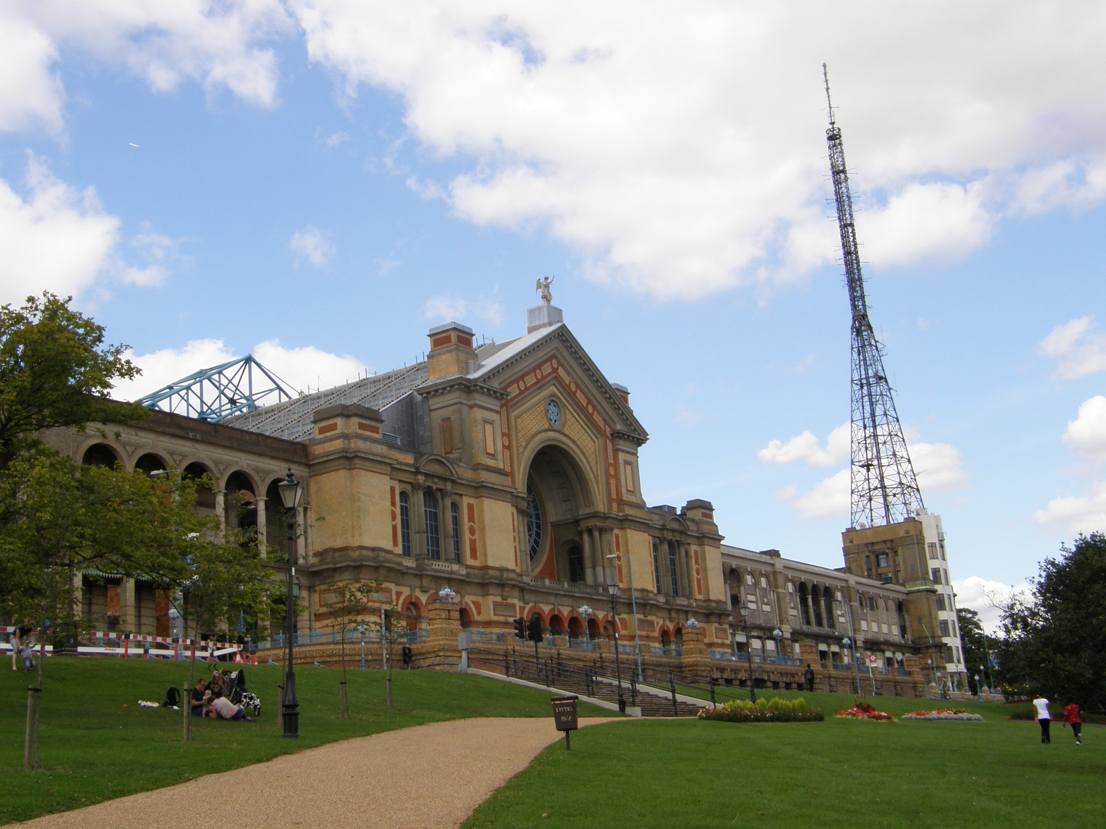 Image from King's Cross St Pancras to Bounds Green