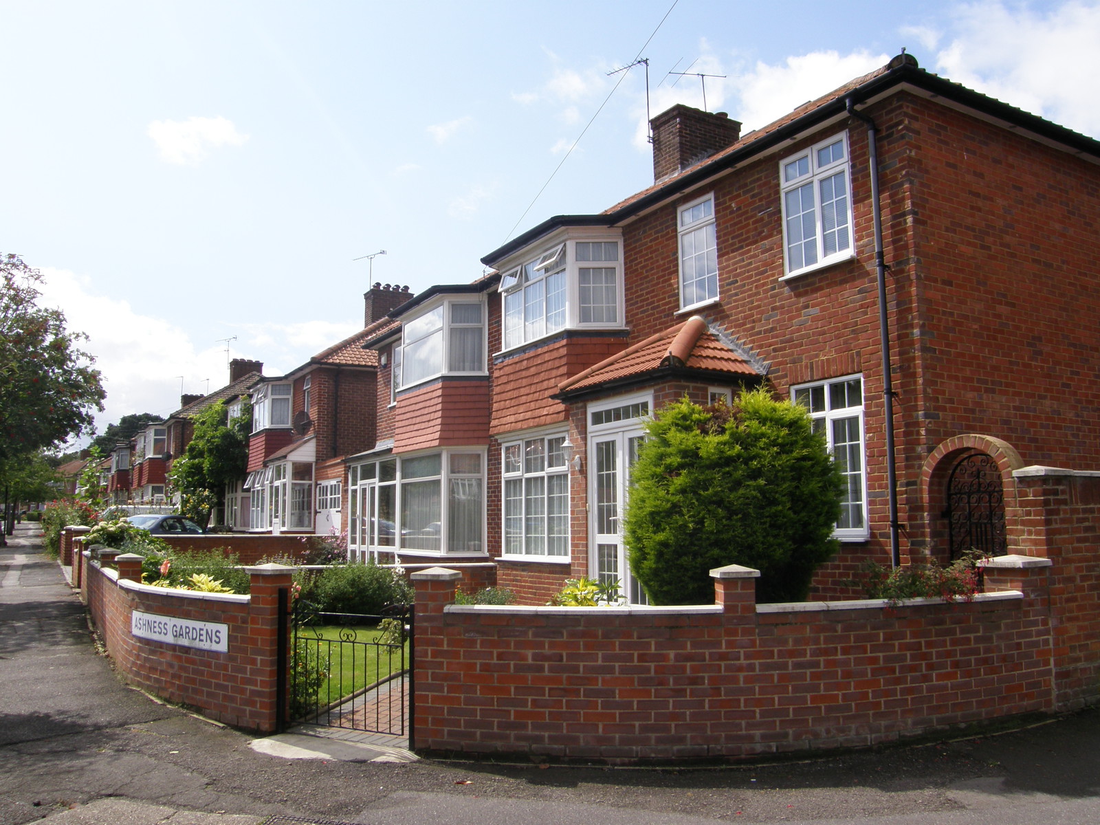 Image from Uxbridge to Acton Town