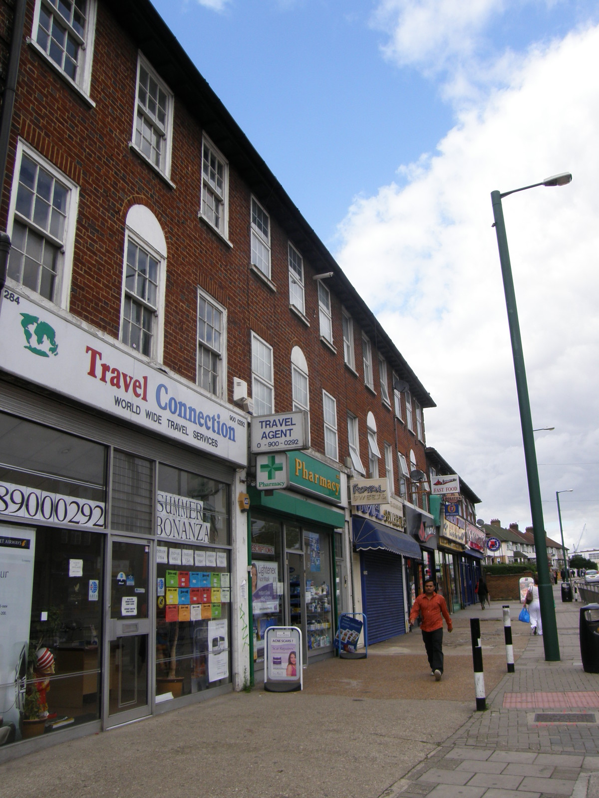 Image from Uxbridge to Acton Town