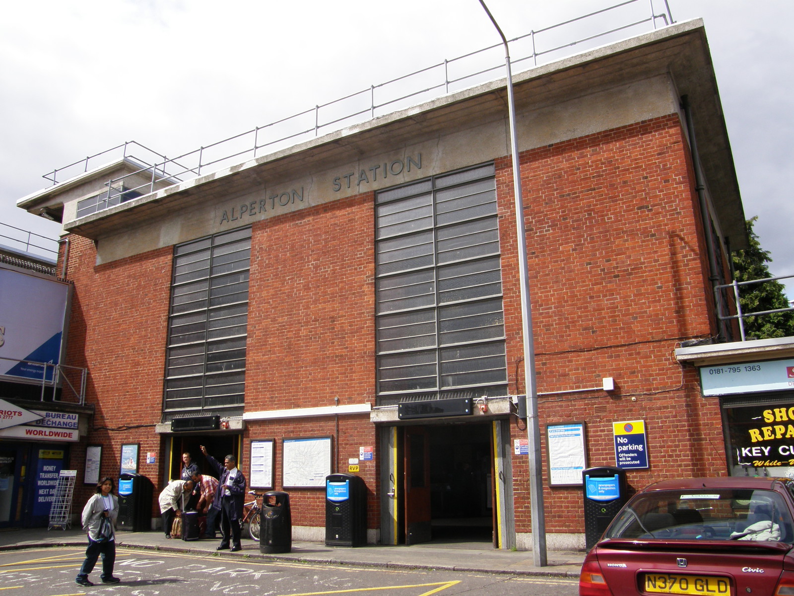 Image from Uxbridge to Acton Town