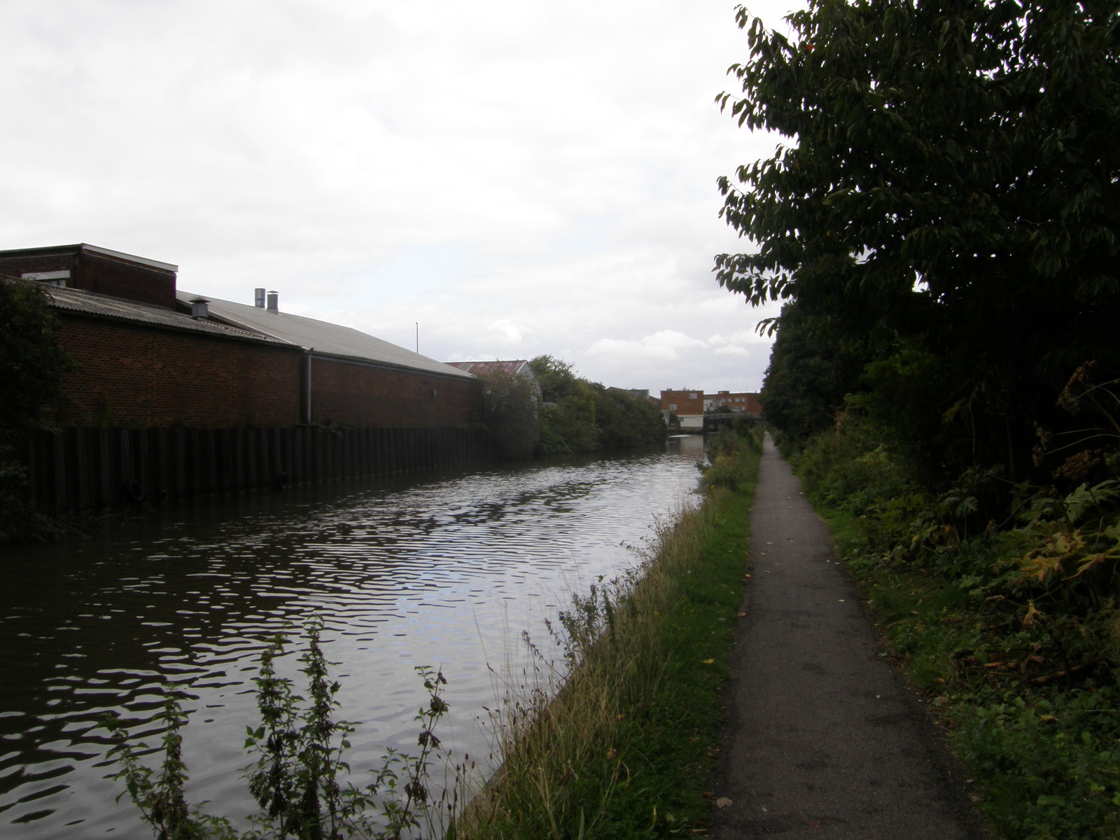 Image from Uxbridge to Acton Town