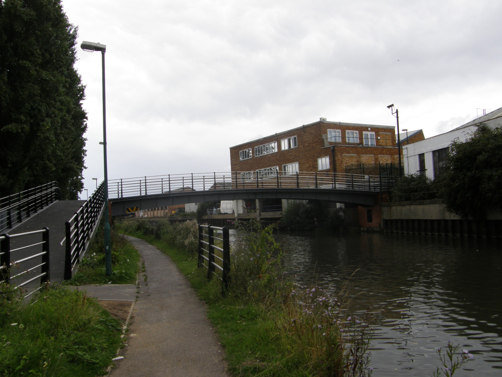 Image from Uxbridge to Acton Town