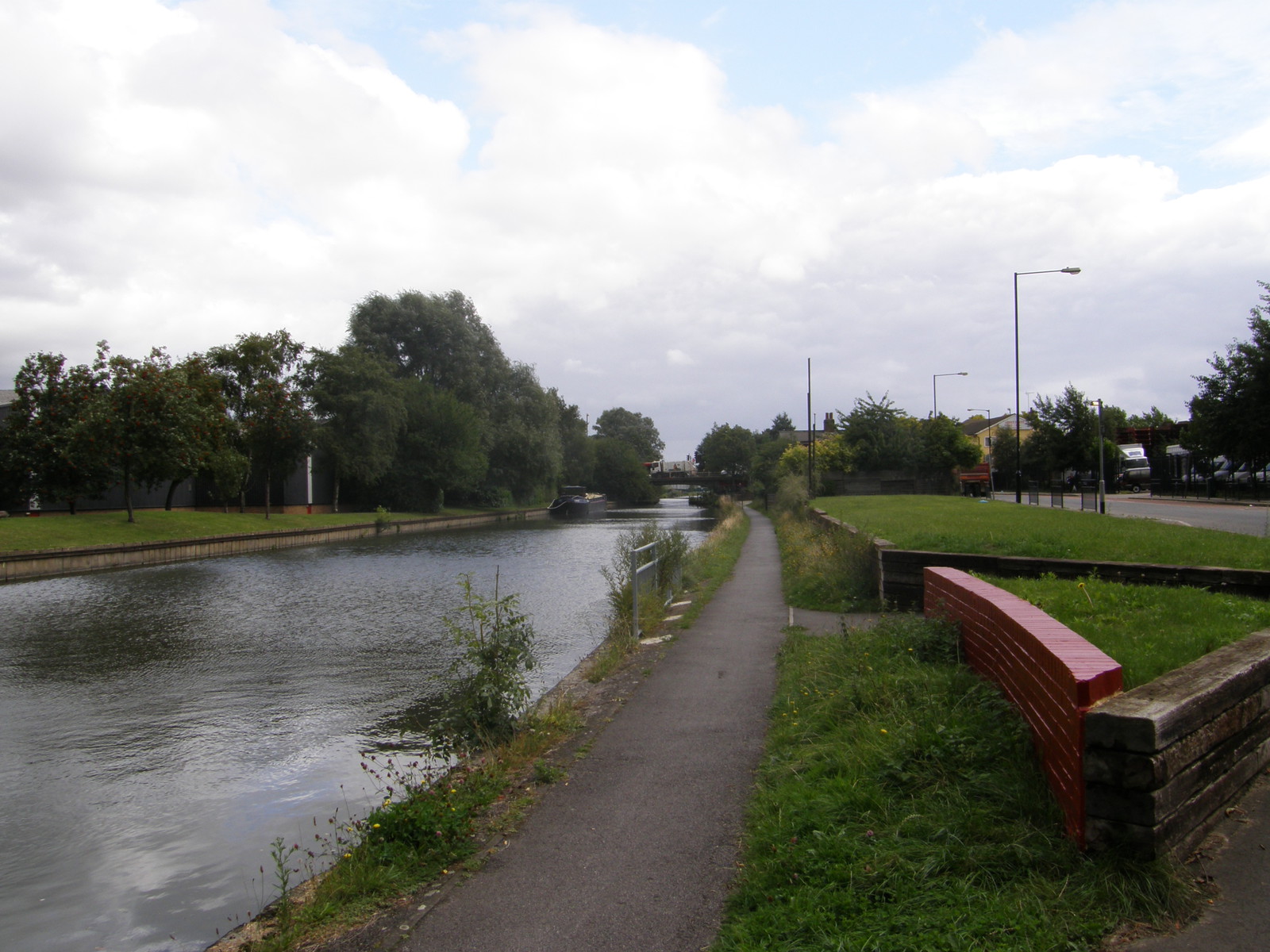 Image from Uxbridge to Acton Town