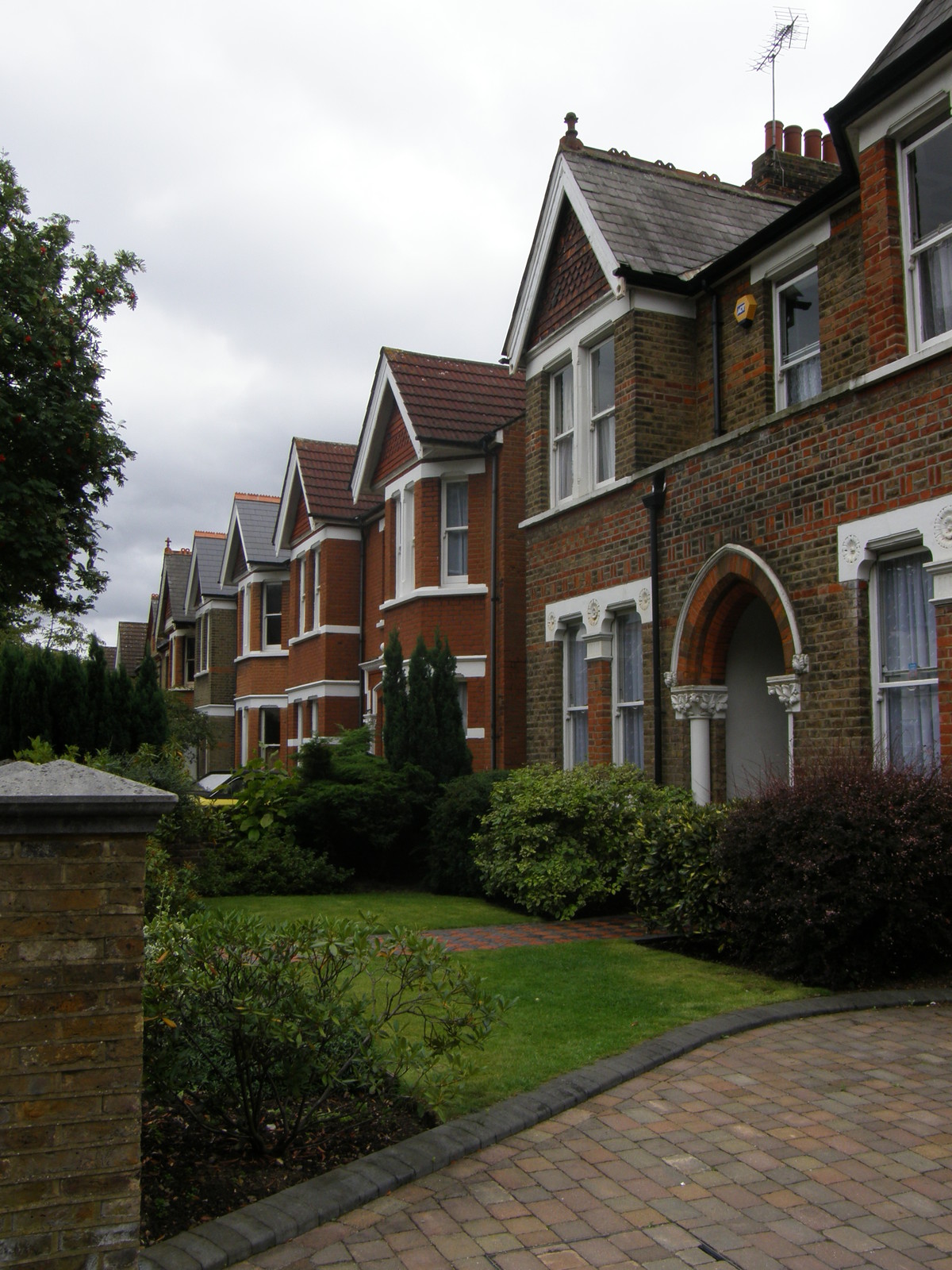 Image from Uxbridge to Acton Town