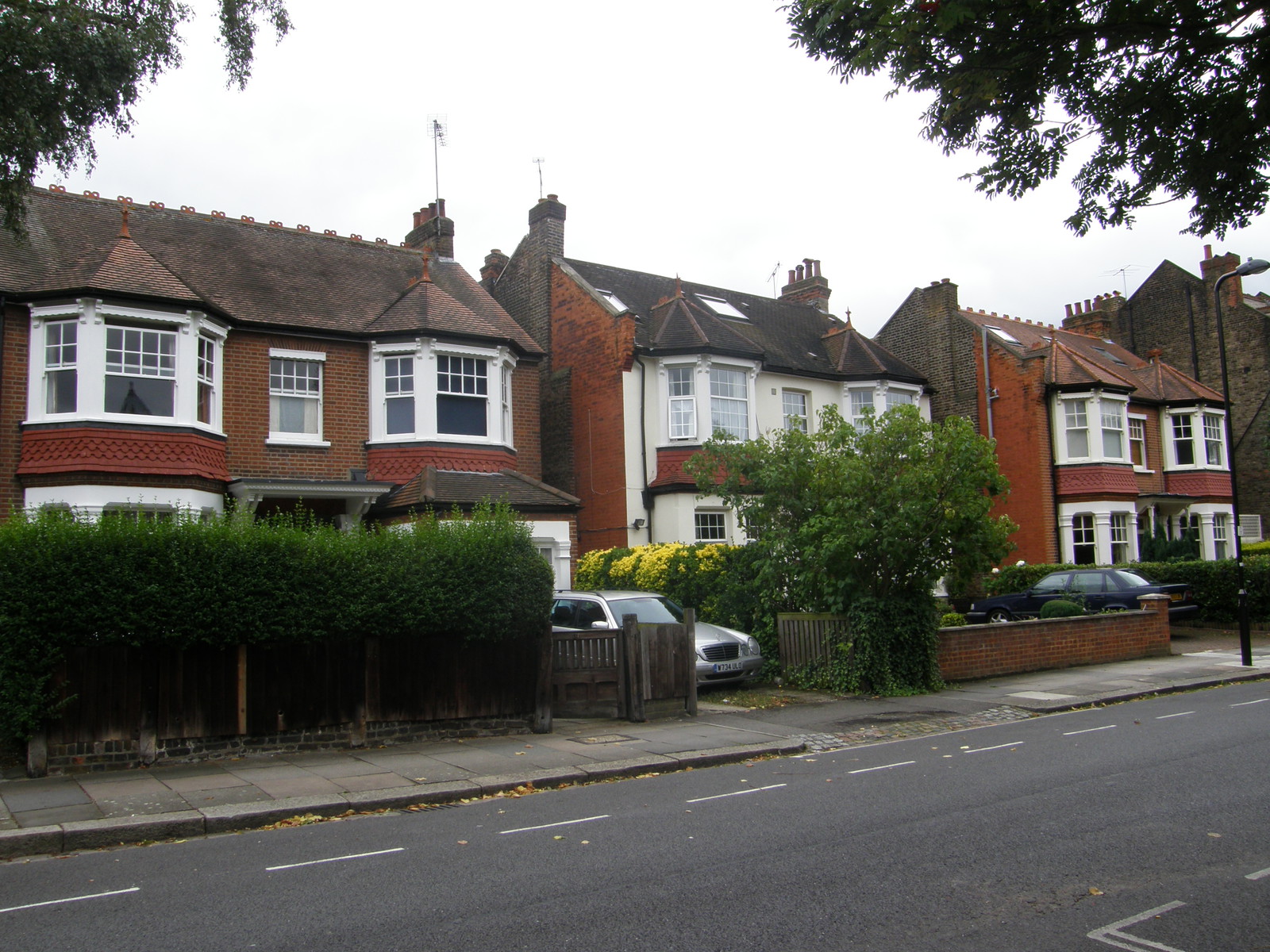 Image from Uxbridge to Acton Town