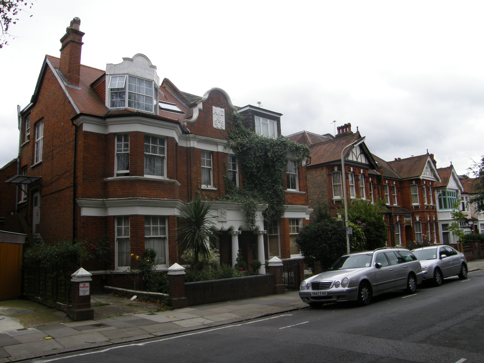 Image from Uxbridge to Acton Town